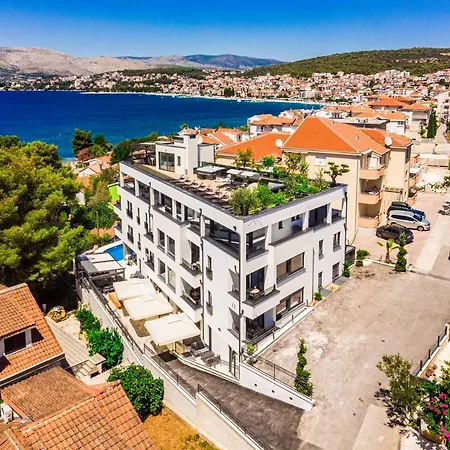 Valentina With Pool Apartament Trogir